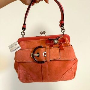Coach Peach Satchel(New with tag)